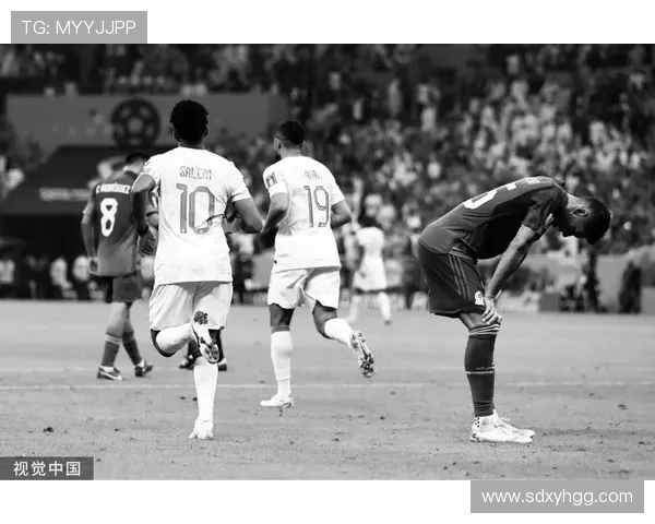 墨西哥 2-0 沙特晋级四强！维加破门 + 马杜乌龙锁定胜局